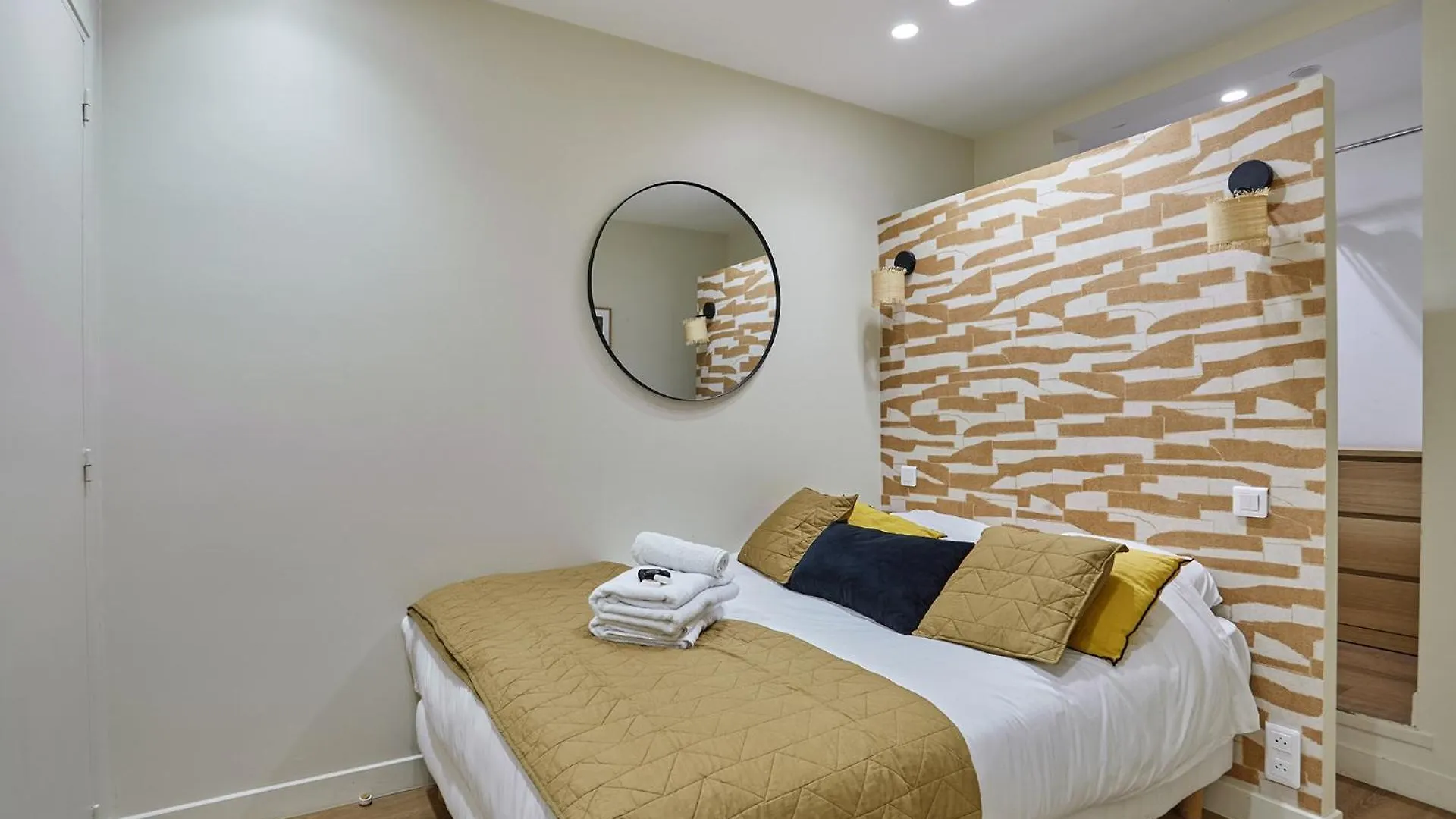 Apartment Sacre Coeur By Studio Prestige Paris