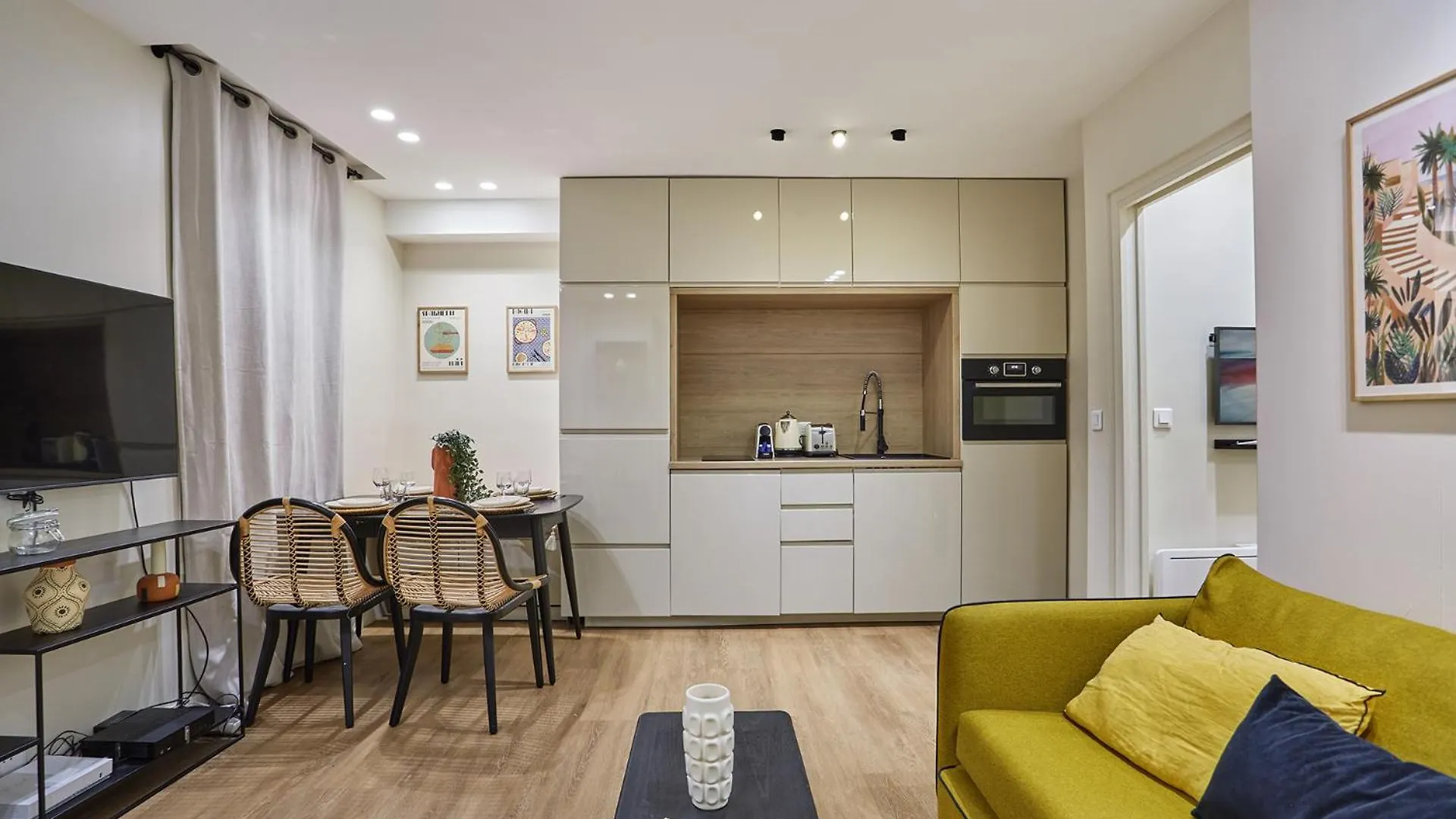 Apartment Sacre Coeur By Studio Prestige Paris France